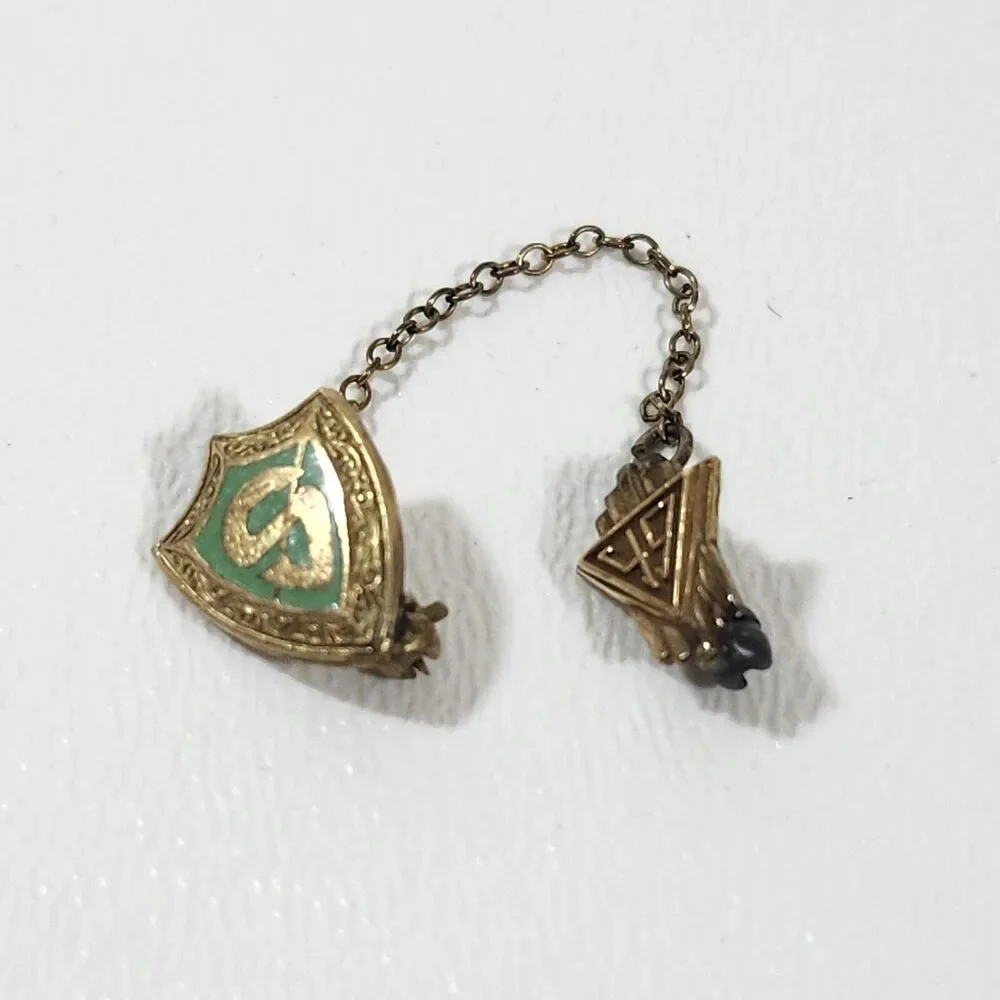 N/A tie tack